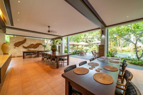Вилла с 4 спальнями в Seminyak, Бадунг, Индонезия № 930 5