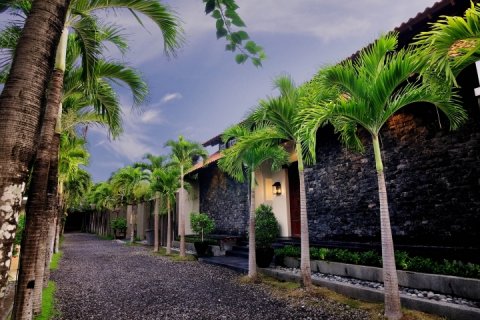 4 bedrooms Villa in Seminyak, Badung, Indonesia No. 932 20