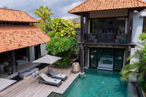 4 bedrooms Villa in Seminyak, Badung, Indonesia No. 932 5