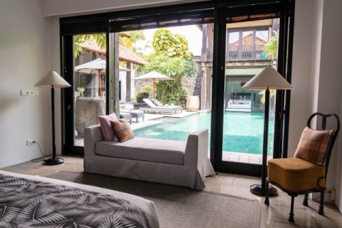4 bedrooms Villa in Seminyak, Badung, Indonesia No. 932 13