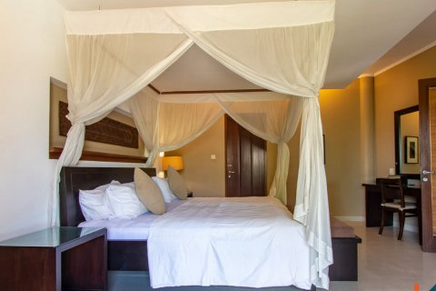 3 bedrooms Villa in Seminyak, Badung, Indonesia No. 11169 10
