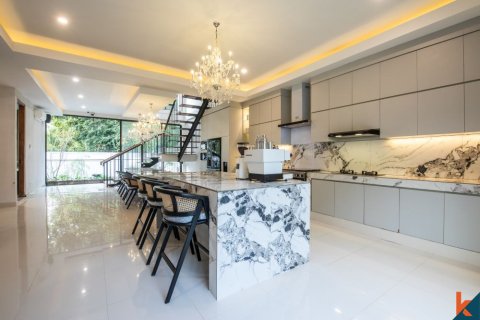 6 bedrooms Villa in Jimbaran, Badung, Indonesia No. 11170 6