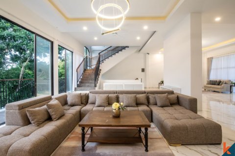 6 bedrooms Villa in Jimbaran, Badung, Indonesia No. 11170 24