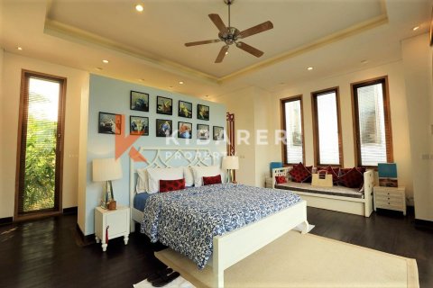 5 bedrooms Villa in Canggu, Badung, Indonesia No. 12882 11