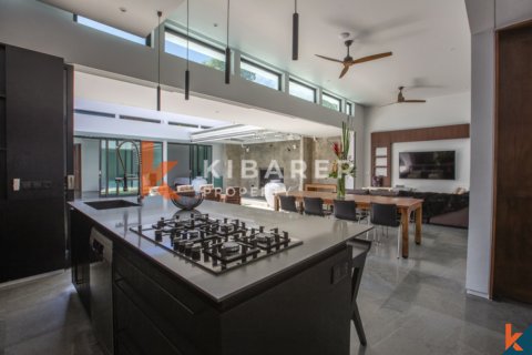Вилла с 3 спальнями в Seminyak, Бадунг, Индонезия № 12878 3