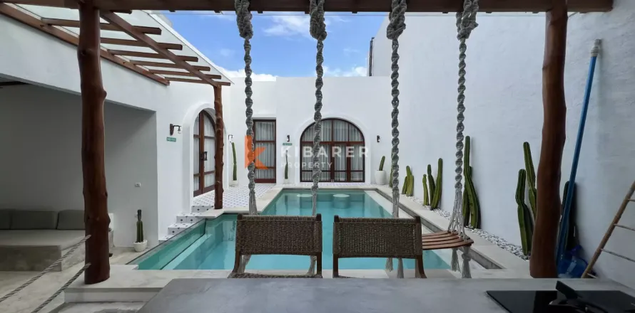 2 bedrooms Villa in Badung, Indonesia No. 11824
