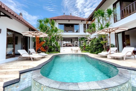 3 bedrooms Villa in Mengwi, Badung, Indonesia No. 12048