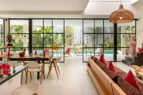 4 bedrooms Villa in Kerobokan, Badung, Indonesia No. 12117 7