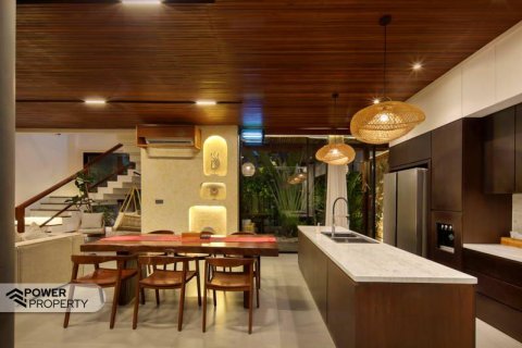 4 bedrooms Villa in Canggu, Badung, Indonesia No. 9189 16