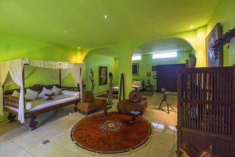 Вилла с 6 спальнями в Легиан, Kuta, Бадунг, Индонезия № 7764 25