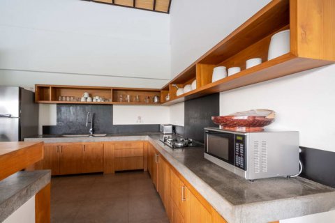 Вилла с 4 спальнями в Южная Кута, Бадунг, Индонезия № 7767 20