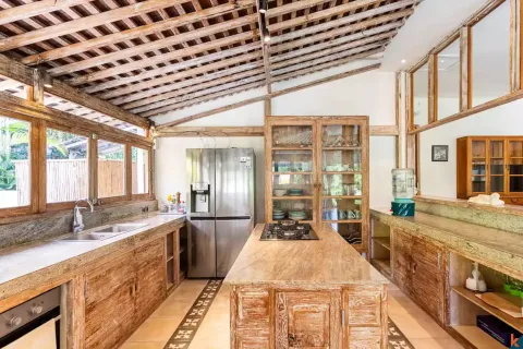 5 bedrooms Villa in Canggu, Badung, Indonesia No. 10159 17