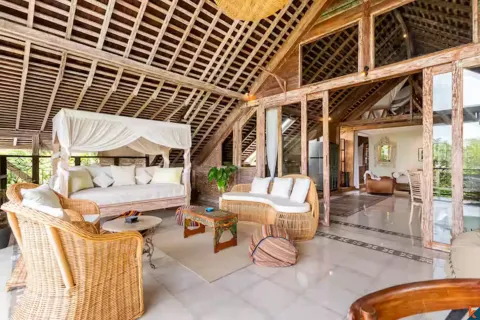 5 bedrooms Villa in Canggu, Badung, Indonesia No. 10159 10