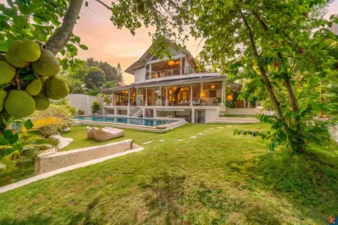 5 bedrooms Villa in Canggu, Badung, Indonesia No. 10159