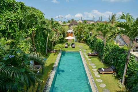 5 bedrooms Villa in Seminyak, Badung, Indonesia No. 772 5