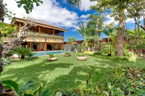 5 bedrooms Villa in Seminyak, Badung, Indonesia No. 768 22