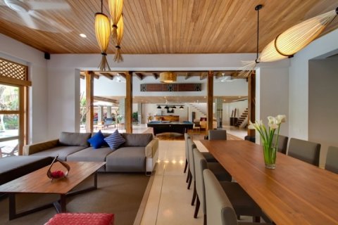 5 bedrooms Villa in Seminyak, Badung, Indonesia No. 768 7