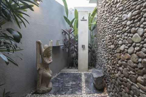 3 bedrooms Villa in Seminyak, Badung, Indonesia No. 1559 13