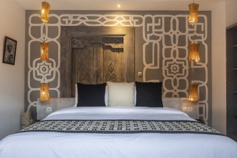 3 bedrooms Villa in Seminyak, Badung, Indonesia No. 1559 18