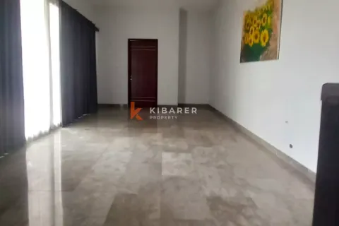 Вилла с 3 спальнями в Kerobokan, Бадунг, Индонезия № 12690 7