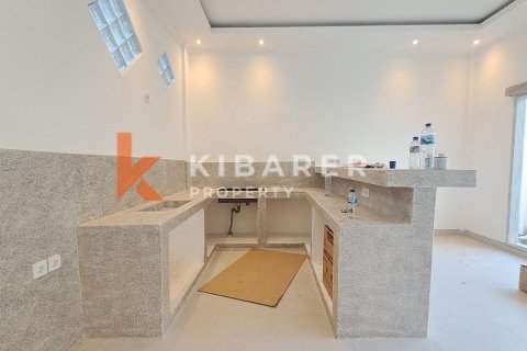 3 bedrooms Villa in Canggu, Badung, Indonesia No. 12913 4