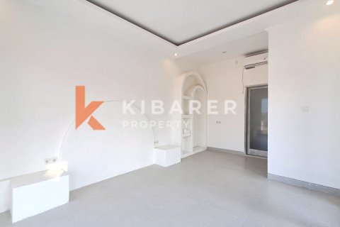 3 bedrooms Villa in Canggu, Badung, Indonesia No. 12913 8
