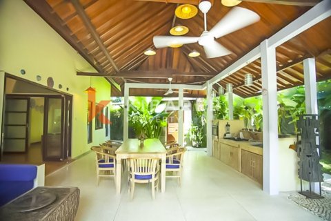 4 bedrooms Villa in Badung, Indonesia No. 11934 11