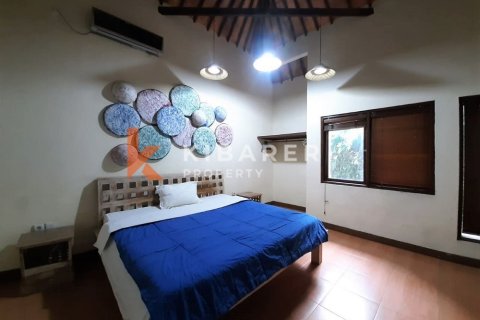4 bedrooms Villa in Badung, Indonesia No. 11934 8