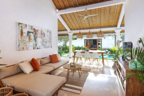 4 bedrooms Villa in Seminyak, Badung, Indonesia No. 1236 10