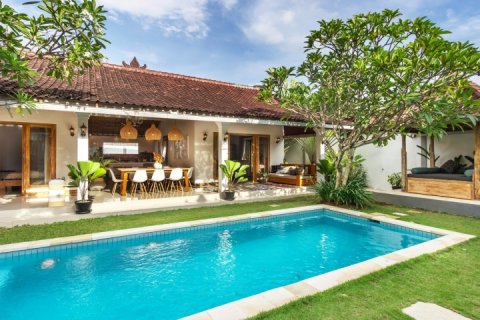 4 bedrooms Villa in Seminyak, Badung, Indonesia No. 1236