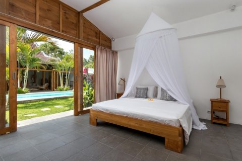 4 bedrooms Villa in Seminyak, Badung, Indonesia No. 1233 23