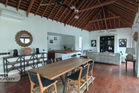 3 bedrooms Villa in Tampaksiring, Gianyar, Indonesia No. 9482 5