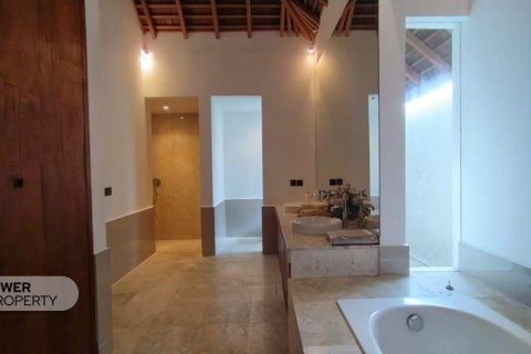 3 bedrooms Villa in Tampaksiring, Gianyar, Indonesia No. 9482 3