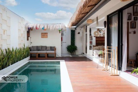 2 bedrooms Villa in Seminyak, Badung, Indonesia No. 9477 6