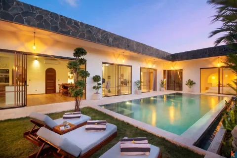 3 bedrooms Villa in Badung, Indonesia No. 10196