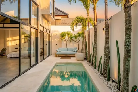 3 bedrooms Villa in Tibubeneng, Badung, Indonesia No. 10443