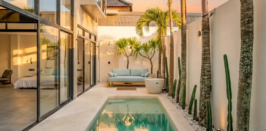 3 bedrooms Villa in Tibubeneng, Badung, Indonesia No. 10443