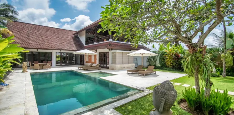 4 bedrooms Villa in Ubud, Gianyar, Indonesia No. 10198