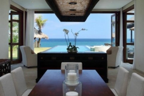 5 bedrooms Villa in Klungkung, Indonesia No. 864 7