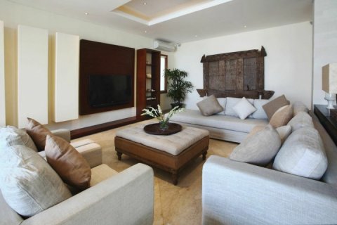 5 bedrooms Villa in Klungkung, Indonesia No. 864 9