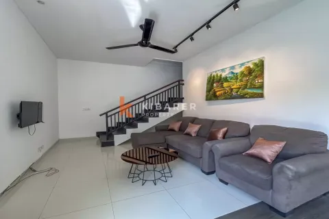 3 bedrooms Villa in Tibubeneng, Badung, Indonesia No. 12061 6