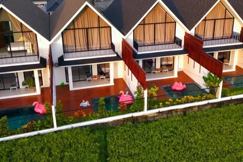 2 bedrooms Villa in Canggu, Badung, Indonesia No. 10182