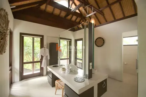 Вилла с 5 спальнями в Seminyak, Бадунг, Индонезия № 12939 24