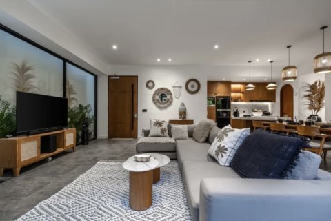 4 bedrooms Villa in Canggu, Badung, Indonesia No. 8733 7