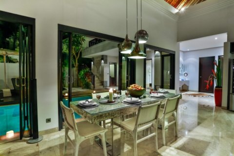 3 bedrooms Villa in Seminyak, Badung, Indonesia No. 1249 21