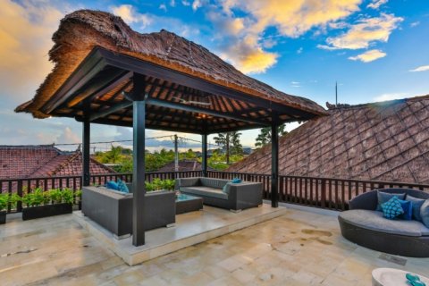 3 bedrooms Villa in Seminyak, Badung, Indonesia No. 1249 9