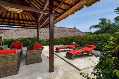 3 bedrooms Villa in Seminyak, Badung, Indonesia No. 1248 16