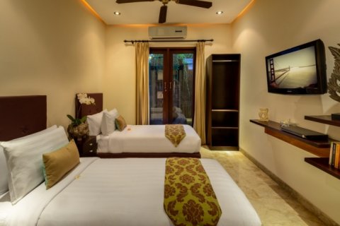3 bedrooms Villa in Seminyak, Badung, Indonesia No. 1248 11