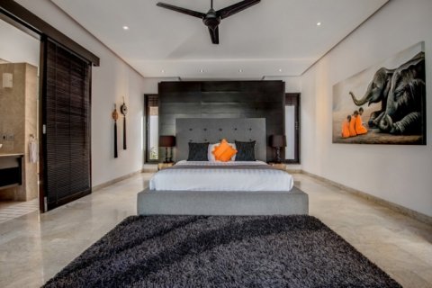 3 bedrooms Villa in Seminyak, Badung, Indonesia No. 1250 18