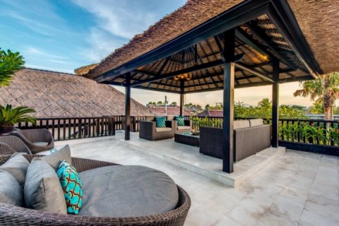 3 bedrooms Villa in Seminyak, Badung, Indonesia No. 1250 30